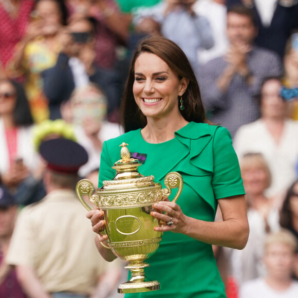 Elle lui passerait même des coups de téléphone tard dans la nuit.
Kate Middleton à Wimbledon. Le 16 juillet 2023.