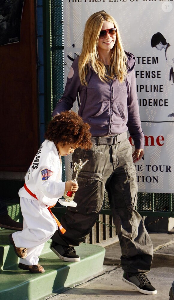 Heidi Klum et ses enfants à Los Angeles le 4 mars 2010. 