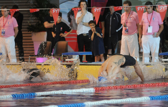 "Papa, je n'arrive pas à réveiller maman", aurait dit la petite Heidi au mari d'Helen Smart
 
Swim Show a la piscine olympique de Courbevoie le 9 fevrier 2013.