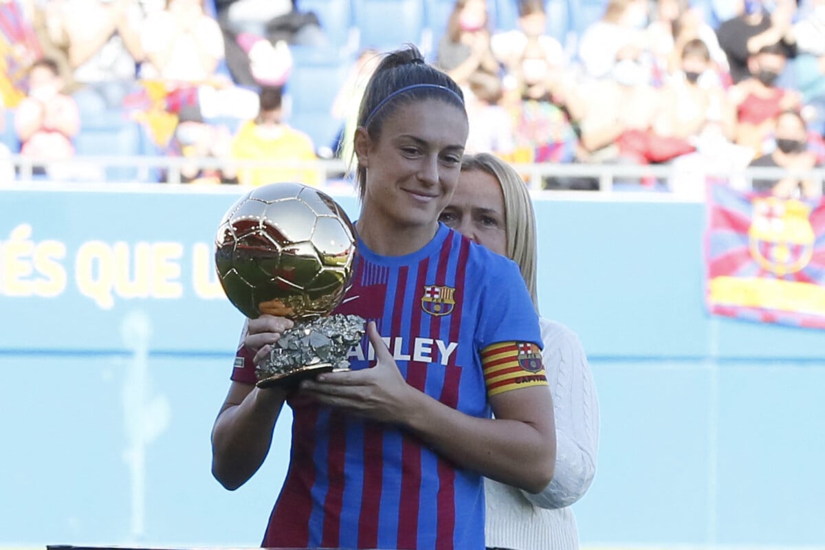 Photo : Celle qui a remporté le Ballon d'Or à deux reprises serait en ...