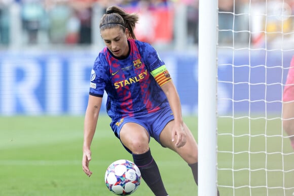 


Alexia Putellas a été vue en train d'enlacer tendrement Olga à la fin d'un match
 
Alexia Putellas - Lyon remporte sa 8ème Ligue Des Champions (LDC) face à Barcelone (3-1) à l'Allianz Stadium de Turin, le 21 mai 2022.

