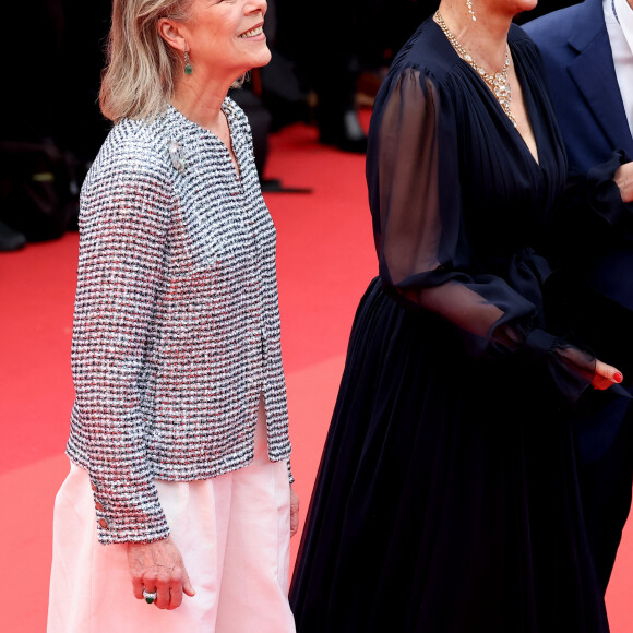 La princesse Caroline de Hanovre, Carole Bouquet - Montée des marches du film « Killers of the flower moon » lors du 76ème Festival International du Film de Cannes, au Palais des Festivals à Cannes. Le 20 mai 2023 © Jacovides-Moreau / Bestimage  Red carpet of the movie « Killers of the flower moon » during the 76th Cannes International Film Festival at the Palais des Festivals in Cannes, France. On may 20th 2023 