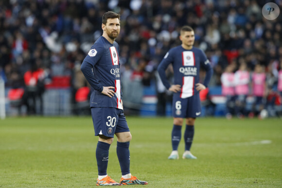 "Il n'en avait rien à foutre du club c'est tout simplement ça", ajoute un autre
 
Lionel Messi (PSG) - Match de championnat de Ligue 1 Uber Eats opposant le Paris Saint-Germain (PSG) au stade Rennais (0-2) au Parc des Princes à Paris le 19 mars 2023.