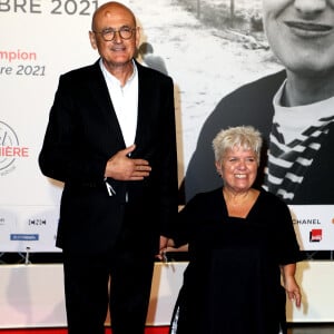 Mimie Mathy est incontestable l'une des comédiennes les plus appréciées du petit écran.
Benoist Gérard et sa femme Mimie Mathy - Cérémonie d'ouverture du Festival Lumière à Lyon © Dominique Jacovides / Bestimage 