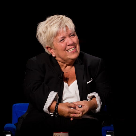 Exclusif - Mimie Mathy - Enregistrement de l'émission "La Boîte à secrets 4" à Paris, présentée par F.Bollaert, et diffusée le 10 avril sur France 3. Le 23 janvier 2020 © Tiziano Da Silva / Bestimage