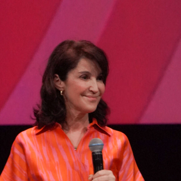 Zabou Breitman lors de la soirée de clôture du festival CanneSeries Saison 6 au Palais des Festivals à Cannes, France, le 19 avril 2023. © Norbert Scanella/Panoramic/Bestimage 