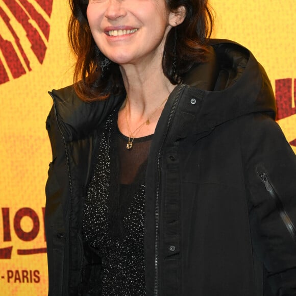 Zabou Breitman - People lors de la générale de la comédie musicale "Le Roi Lion" au théâtre Mogador à Paris le 11 novembre 2021. © Coadic Guirec/Bestimage