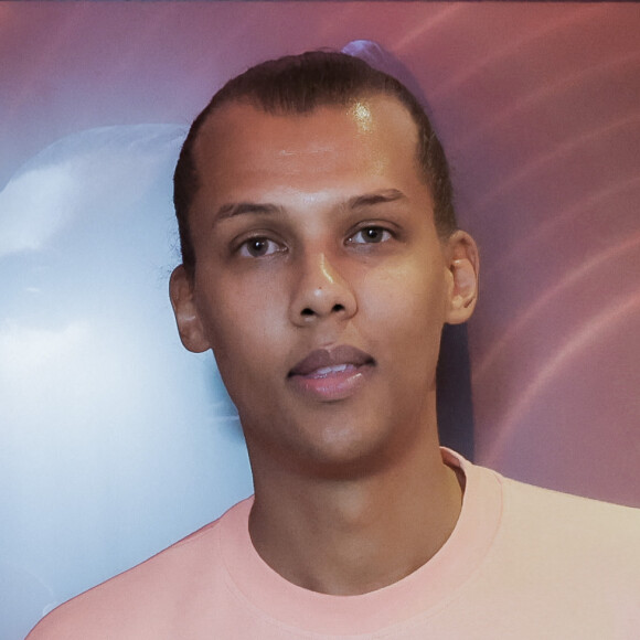 Racine carrée, le deuxième album de Stromae fête ses 10 ans cette année. Un album qui a brièvement connu des débuts difficiles.
Exclusif - Stromae - Emission "Le Morning Sans Filtre" sur Virgin Radio diffusé en direct de 6h à 9h30