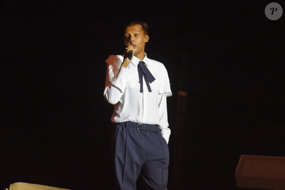 La vidéo est reprise et les questionnements sont de mise. L'effet taboulé a bien opéré ! 
Concert de Stromae au festival Rock en Seine dans le parc de Saint Cloud le 28 août 2022.