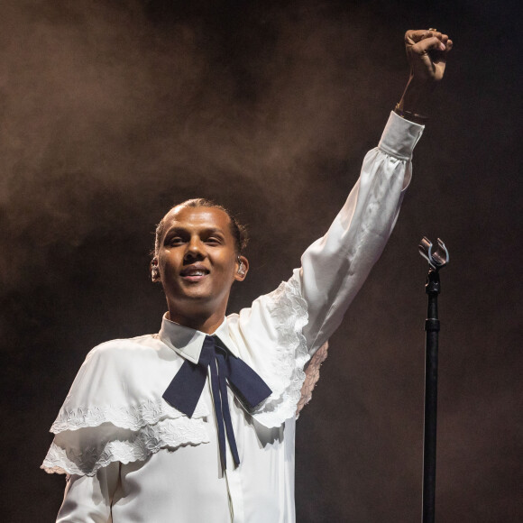 Visionnée des millions de fois, le buzz tant recherché est enfin là et son deuxième album Racine carré est bel et bien lancé. 
Le chanteur Stromae lors du Festival de Coachella à indio, Los Angeles, Californie, Etats-Unis, le 23 avril 2022. 