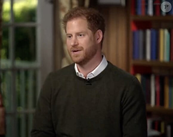 Captute d'écran du prince Harry lors d'un interview par l'animateur Anderson Cooper sur la chaîne américaine CBS pour l'émission "60 Minutes" avant la sortie de son autobiographie, aux Etats-Unis. © JLPPA/Bestimage 