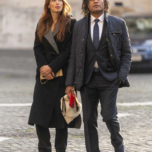Exclusif - Christian Karembeu et sa femme Jackie Chamoun - Les membres du Variétés Club de France rencontrent le pape François au Vatican le 22 mars 2023. © Pierre Perusseau / Bestimage