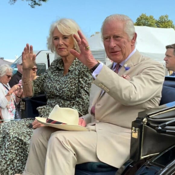 Et tous les deux devraient avoir un emploi du temps serré...
Le roi Charles III d'Angleterre et Camilla Parker Bowles, reine consort d'Angleterre, au Sandringham Flower Show à Sandringham House (Norfolk), le 26 juillet 2023. 