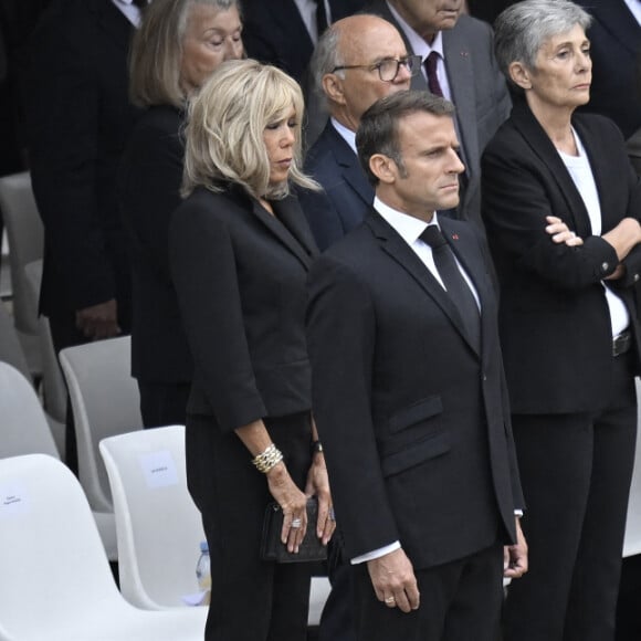 Elle est très affectée par cette disparition, tout comme Emmanuel Macron.
Brigitte Macron et Emmanuel Macron rendent un hommage national au général Jean-Louis Georgelin, aux Invalides (Paris). Photo d'Eliot Blondet/ABACAPRESS.COM