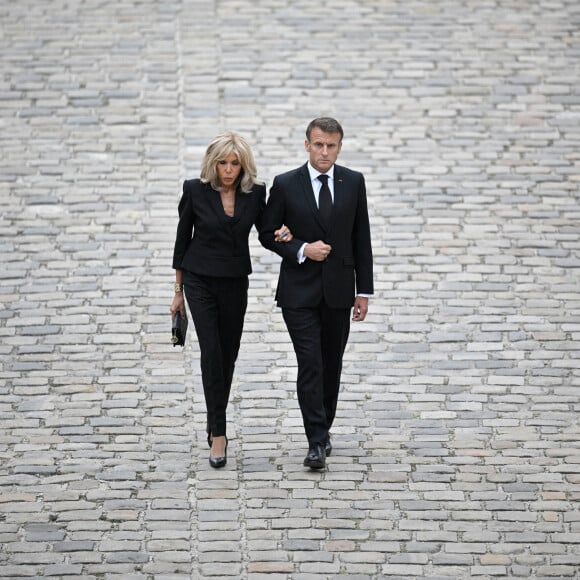 Brigitte Macron et Emmanuel Macron rendent un hommage national au général Jean-Louis Georgelin, aux Invalides (Paris). Photo d'Eliot Blondet/ABACAPRESS.COM