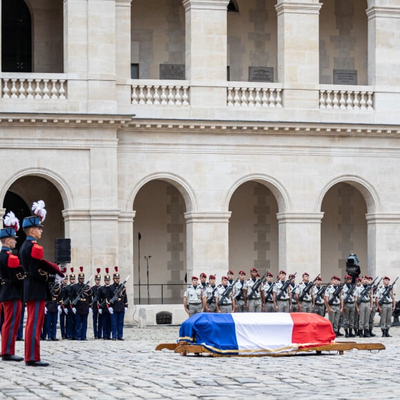 Le président de la République française, Emmanuel Macron lors de l'hommage national du général d'armée Jean-Louis Georgelin sur l'esplanade des Invalides à Paris, France, le 25 août 2023.© Mathilde Mazars/Pool/Bestimage 