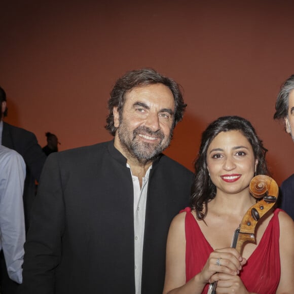 Exclusif - André Manoukian, Astrig Siranossian, Stéphane Hasbanian - Backstage - Enregistrement de l'émission "Le Grand Echiquier : Spéciale Arménie" à l'Opéra royal de Versailles, présentée par C.Chazal et A.Manoukian, et diffusée le 31 août sur France 2 © Jack Tribeca / Bestimage