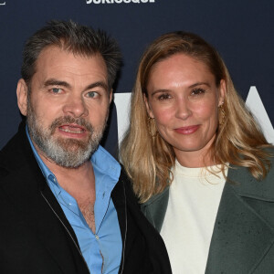 Et quelques mois plus tard seulement, ils se marièrent.
Clovis Cornillac et sa femme Lilou Fogli - Avant-première du film "Mascarade" au cinéma Pathé Wepler à Paris. Le 20 octobre 2022 © Coadic Guirec / Bestimage