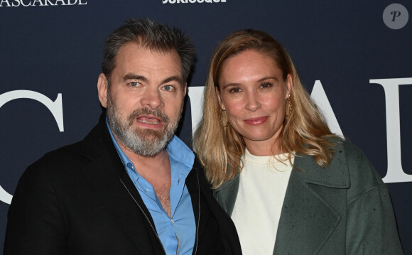 Et quelques mois plus tard seulement, ils se marièrent.
Clovis Cornillac et sa femme Lilou Fogli - Avant-première du film "Mascarade" au cinéma Pathé Wepler à Paris. Le 20 octobre 2022 © Coadic Guirec / Bestimage