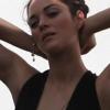 Capture d'écran du shooting Jalouse avec Marion Cotillard