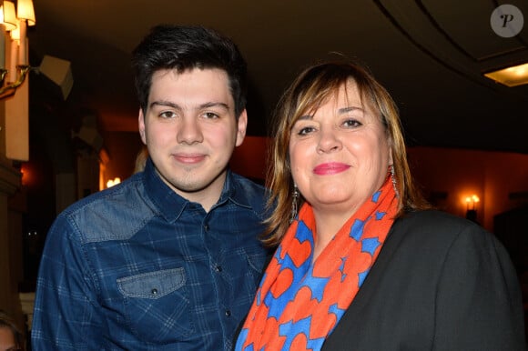 Michèle Bernier et son fils Enzo Gaccio - People à la générale de la pièce "La récompense" au Théatre Edouard 7 à Paris le 24 avril 2017. © Coadic Guirec/Bestimage