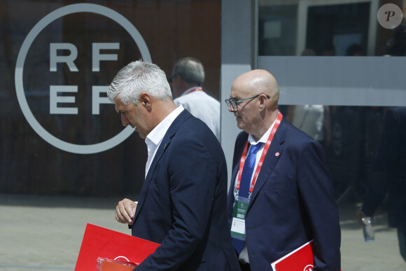 Assemblée générale extraordinaire de la Fédération royale espagnole de football, le 25 août 2023 à Madrid, suite au baiser forcé de son président, L.Rubiales envers J.Hermoso, après la victoire de l'équipe féminine en Coupe du monde, le 20 août 2023. 