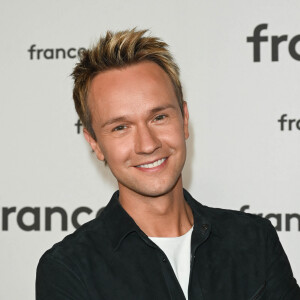 Cyril Féraud au photocall pour la conférence de presse de rentrée de France TV à la Grande Halle de la Villette à Paris, France, le 6 juillet 2022. © Coadic Guirec/Bestimage 