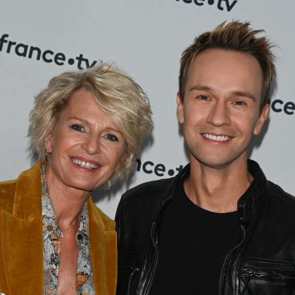 Sophie Davant et Cyril Féraud - Conférence de presse du Telethon 2022 à Paris le 21 octobre 2022. © Coadic Guirec / Bestimage