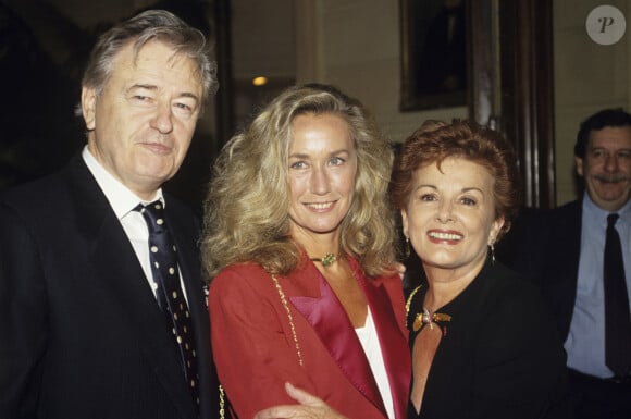 Soirée organisée pour le feuilleton Le Château des oliviers avec Brigitte Fossey, Louis Velle et Frédérique Hébrard en 1993 © Bernard Leguay via Bestimage