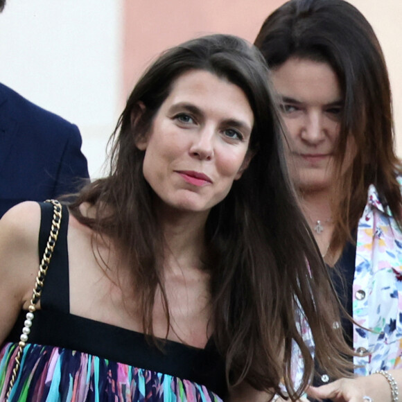 Charlotte Casiraghi a fait une rare sortie avec ses deux fils et son mari Dimitri Rassam.
Charlotte Casiraghi, Balthazar Rassam lors du traditionnel pique-nique "U Cavagnëtu" au parc Princesse Antoinette à Monaco © Claudia Albuquerque / Bestimage 