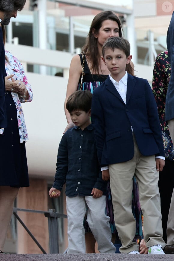 Charlotte Casiraghi, Balthazar Rassam et Raphaël Elmaleh lors du traditionnel pique-nique "U Cavagnëtu" au parc Princesse Antoinette à Monaco le 9 septembre 2023. © Claudia Albuquerque / Bestimage 