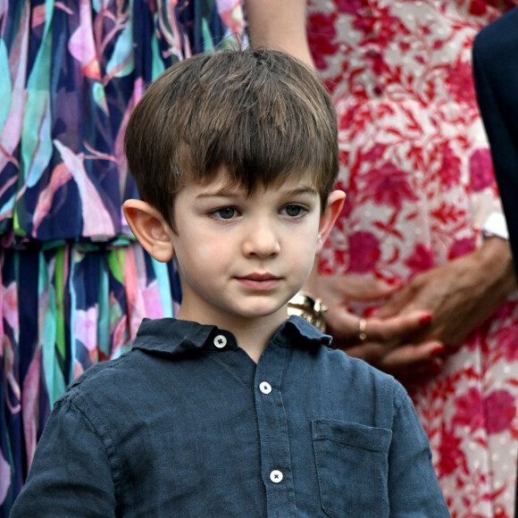 Le prince Albert II de Monaco, sa femme la princesse Charlene et leurs enfants, le prince héréditaire Jacques et la princesse Gabriella, accompagnés de Charlotte Casiraghi, de son fils Raphaël Elmaleh, de Dimittri Rassam, son mari et de leur fils Balthazar, entourés des membres du Conseil Municipal ont participé au traditionnel pique-nique des Monégasques " U Cavagnëtu " au parc Princesse Antoinette, à Monaco, le 9 septembre 2023. Après une messe célébrée par l'Archevêque de Monaco, tout le monde s'est retrouvé autour des inévitables barbajuans, accompagnés de pissaladières, de fougasses à l'anis et bien sûr de la socca. © Bruno Bebert / Bestimage 