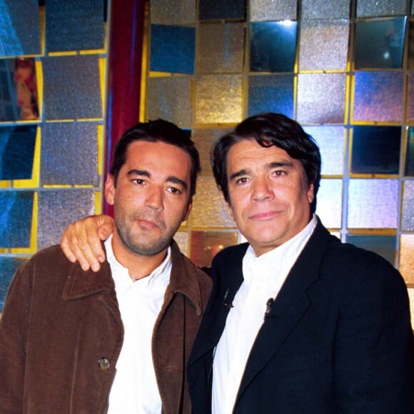 Bernard Tapie et son fils Stéphane dans l'émission Vivement dimanche.