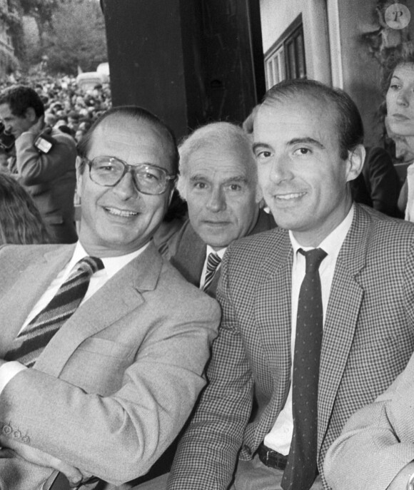 Archive - Jacques Chirac et Alain Juppé aux vendanges des vignes du clos Montmartre à Paris, France, le 4 octobre 1982. © Jean-Claude Woestelandt/Bestimage