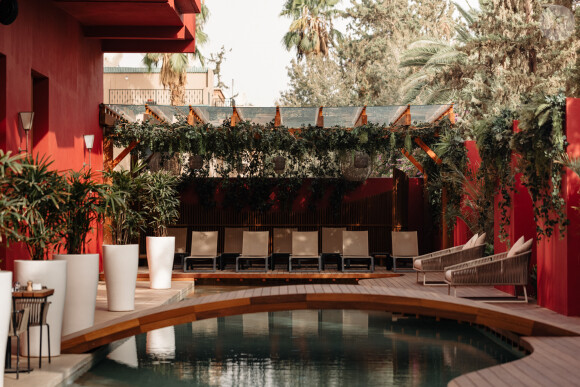 Inauguration du "Nobu Hotel Marrakech (Maroc)" en présence de R.de Niro, N.Matsushisa, M.Teper, tous trois fondateurs de la société "Nobu Hospitality" et des propriétaires de l'hôtel, D.Shamoon et A.Bennani, le 26 mai 2023. La traditionnelle cérémonie du saké célébrée ce soir-là a marqué l'ouverture officielle de l'établissement, le premier de la chaîne hôtelière en Afrique. La Cérémonie du Saké est un ancien rituel japonais qui consiste à briser avec un marteau en bois un tonneau de saké rond afin d'en dévoiler le contenu. Ce geste apporte l'harmonie et la bonne fortune à un nouveau projet. Cette coutume fait partie intégrante du lancement officiel de chaque hôtel et restaurant Nobu. © Dani Barbaran via Bestimage 