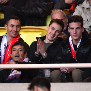 Louis Ducruet et son frère Michaël Ducruet assistent au match de football opposant l'AS Monaco à Tottenham à Monaco le 22 novembre 2016. © Bruno Bebert/Bestimage 