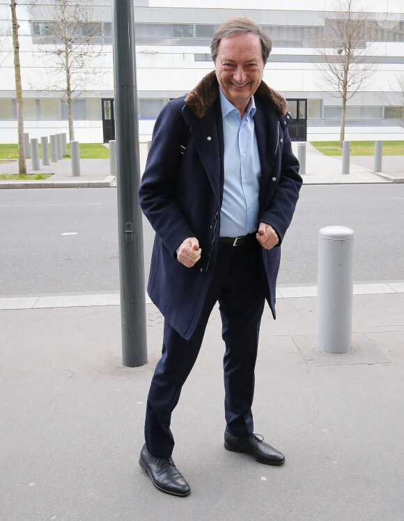 Michel Edouard Leclerc, PDG des magasins Leclerc, arrive aux studios de BFM TV à Paris, le 20 mars 2023. © Jonathan Rebboah / Panoramic / Bestimage  