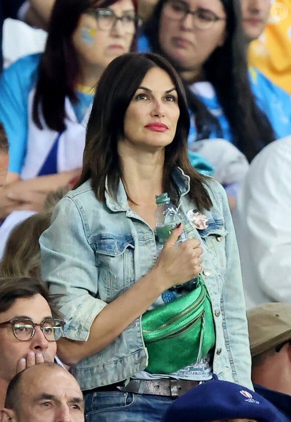 Helena Noguerra dans les tribunes lors du match de Poule A de la Coupe du Monde de Rugby France 2023 entre la France et l'Uruguay (27-12) au stade Pierre-Mauroy à Lille le 14 septembre 2023. © Cyril Moreau-Dominique Jacovides/Bestimage