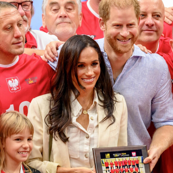 Le prince Harry, duc de Sussex et Meghan Markle, duchesse de Sussex, aux Invictus Games 2023 à Dusseldorf, le 15 septembre 2023. 