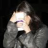 Demi Moore joue à cache-cache avec les photographes. 6/03/2010