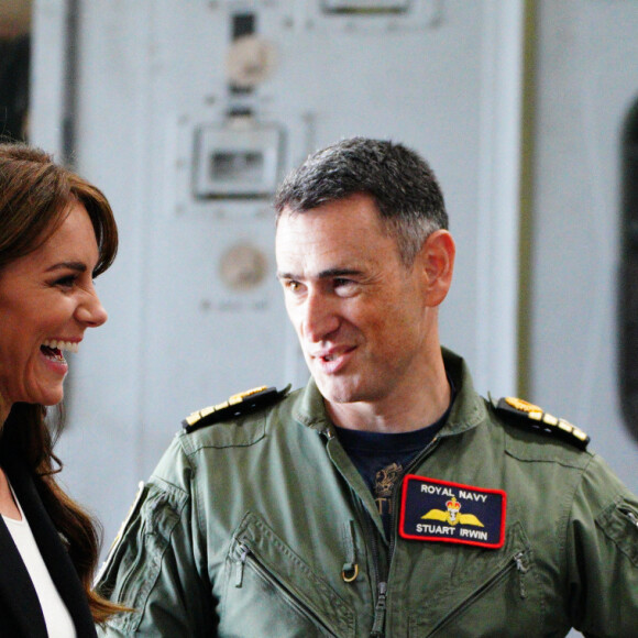 Catherine (Kate) Middleton, princesse de Galles, lors d'une visite à la Royal Naval Air Station (RNAS) Yeovilton, près de Yeovil dans le Somerset, l'une des deux principales stations aériennes de la Royal Navy et l'un des aérodromes militaires les plus fréquentés du Royaume-Uni, le lundi 18 septembre 2023. 