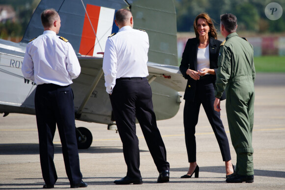 Catherine (Kate) Middleton, princesse de Galles, lors d'une visite à la Royal Naval Air Station (RNAS) Yeovilton, près de Yeovil dans le Somerset, l'une des deux principales stations aériennes de la Royal Navy et l'un des aérodromes militaires les plus fréquentés du Royaume-Uni, le lundi 18 septembre 2023. 