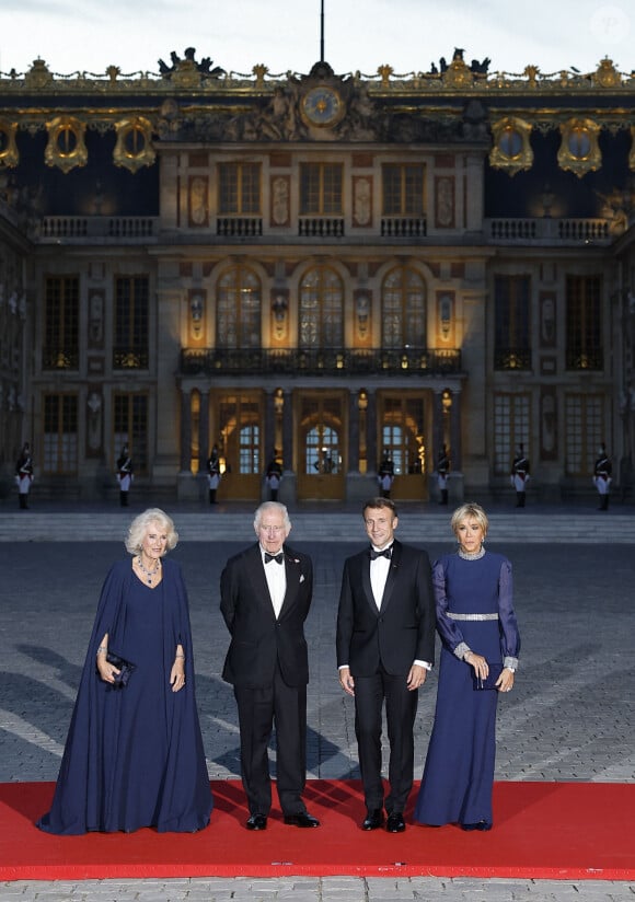 La reine consort Camilla Parker Bowles, le roi Charles III d'Angleterre, Emmanuel Macron et sa femme Brigitte - Dîner d'Etat au château de Versailles en l'honneur de la visite officielle du roi Charles III d'Angleterre et de la reine consort Camilla Parker Bowles de 3 jours en France. Le 20 septembre 2023 © Moreau-Jacovides / Bestimage 