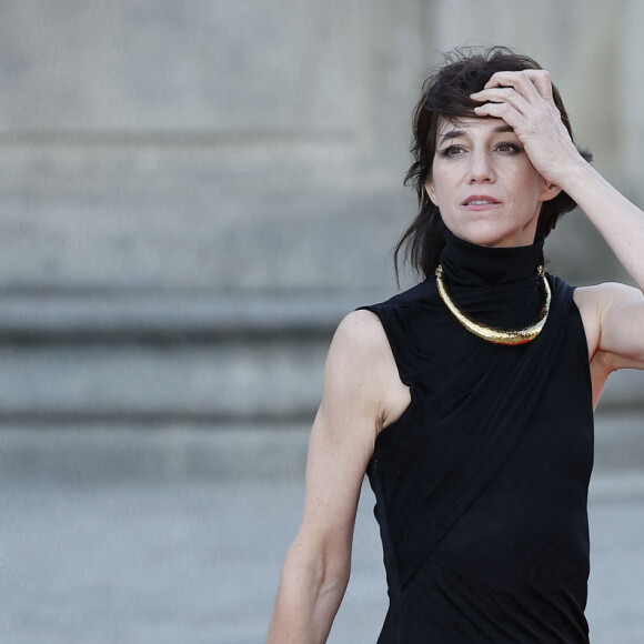 Charlotte Gainsbourg - Dîner d'Etat au château de Versailles en l'honneur de la visite officielle du roi et de la reine d'Angleterre en France (20 - 22 septembre 2023), le 20 septembre 2023. 150 invités triés sur le volet ont été conviés à cette occasion. © Jacovides-Moreau / Bestimage 