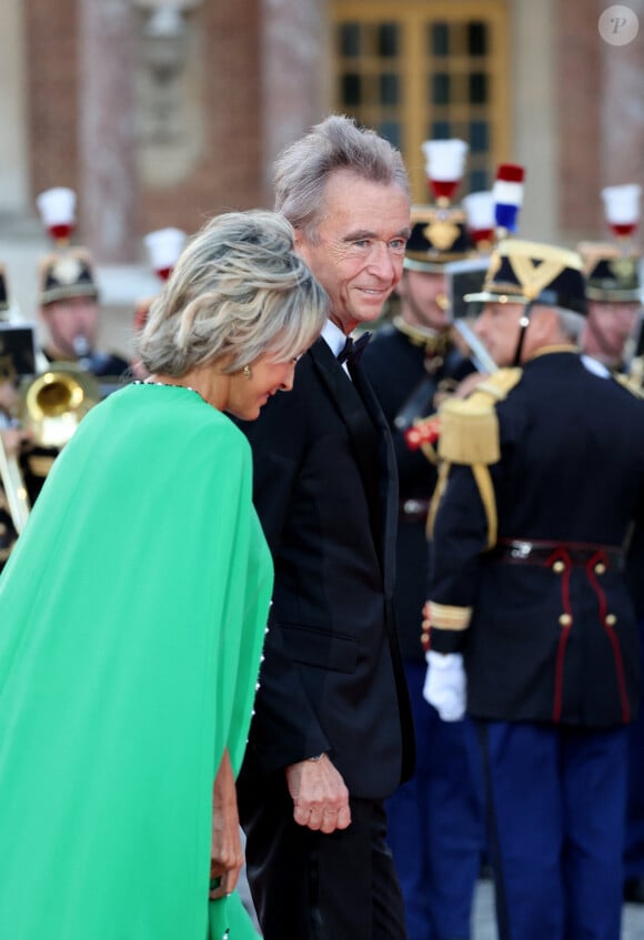 Bernard Arnault, PDG de LVMH, et sa femme, la pianiste française Hélène Mercier-Arnault - Dîner d'Etat au château de Versailles en l'honneur de la visite officielle du roi et de la reine d'Angleterre en France (20 - 22 septembre 2023). Le 20 septembre 2023. 150 invités triés sur le volet ont été conviés à cette occasion. © Stéphane Lemouton / Bestimage