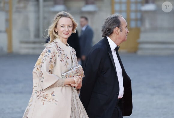 Qui est Delphine Arnault, la femme de Xavier Niel ? - Télé Star