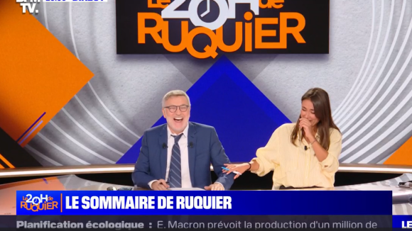 VIDEO "Comment ça, la petite pédale ?" : Premier fou rire pour Laurent Ruquier et Julie Hammett après une minute d'antenne