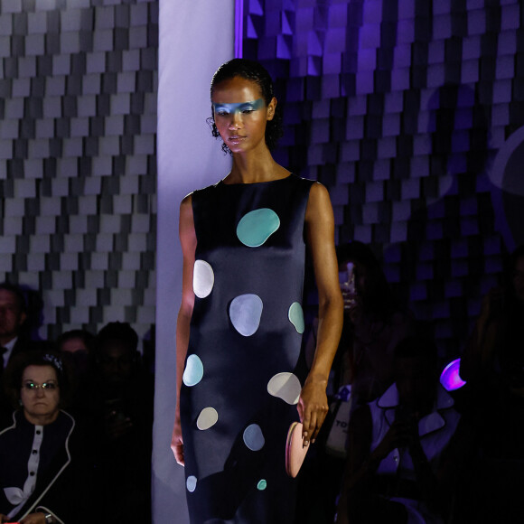 Défilé Pierre Cardin "Collection Prêt-à-Porter Printemps/Eté 2024" lors de la Fashion Week de Paris, le 26 septembre 2023. 