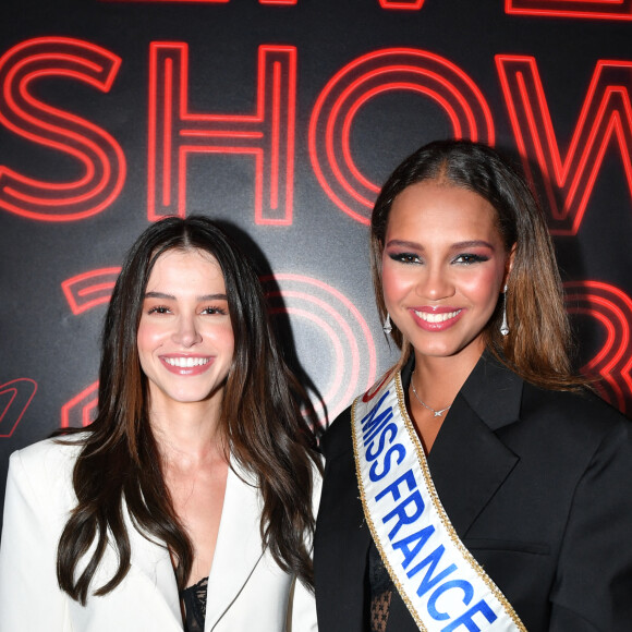 Lea Elui et Indira Ampiot, Miss France 2023 - Défilé Etam Live Show 2023 au Palace à Paris, le 26 septembre 2023. © Veeren / Bestimage