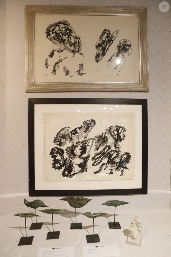 Gérard Depardieu a vendu sa collection d'art (Dubuffet, Léger, Redon, Saint Phalle, Zadkine ou Picasso...) aux enchères à Paris à partir du 25 septembre 2023. La vente aux enchères exceptionnelle a eu lieu mardi 26 et mercredi 27 septembre 2023 à l'hôtel Drouot à Paris. Il a fallu pas moins de quatre pièces pour exposer la collection Depardieu : trois bronzes de Rodin acquis après le tournage de Camille Claudel, une sculpture en terre cuite d'Ossip Zadkine, des eaux-fortes de Joan Miro... L'une de ces pièces, un bronze de Germaine Richier, est estimée entre 500 000 et 800 000 €. C'est l'une des pièces phares de la vente. © Christophe Clovis/Bestimage